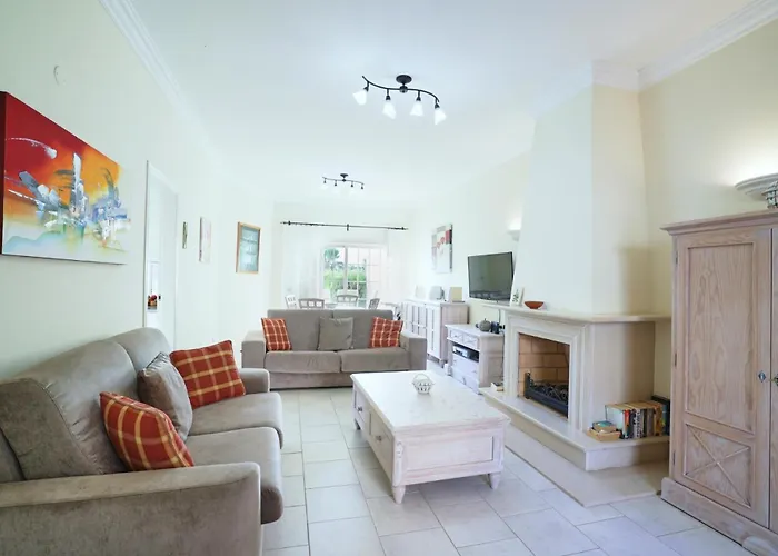 Sunset Semesterbostad *